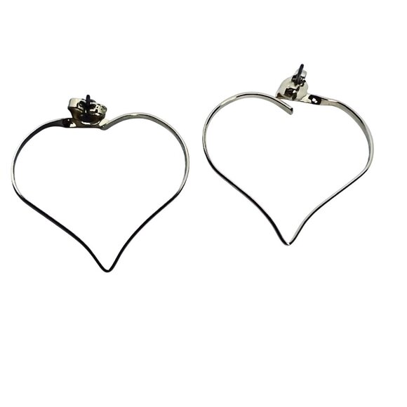 Avon Gold Tone Heart Hoop Pierced Earrings (5659) - Picture 4 of 5